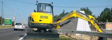 Mini pelle à louer pas cher sur Vitrolles et région paca